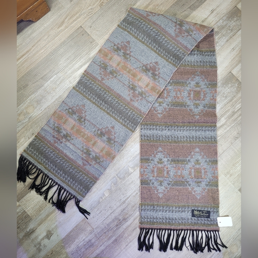 vintage cashmere scarf desert gray and pink LN mint condition